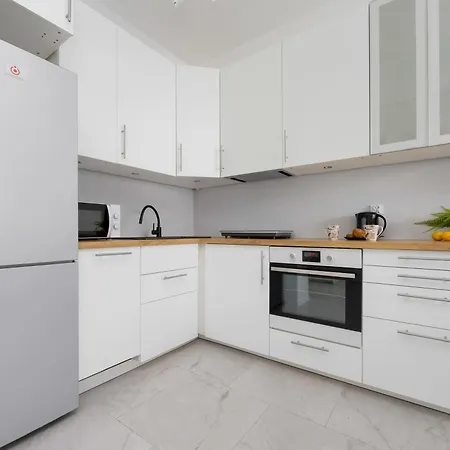 Апартаменты Zoliborz Stylish With Parking By Renters Варшава