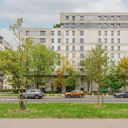 Zoliborz Stylish With Parking By Renters *