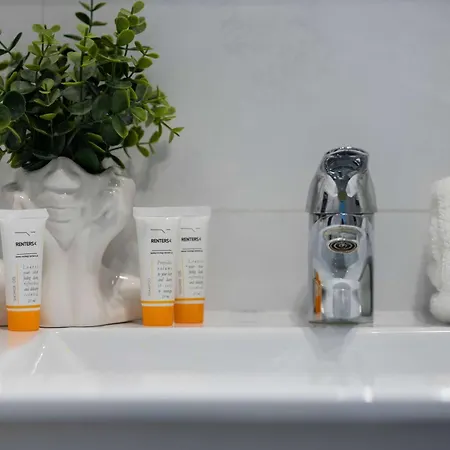 Апартаменты Zoliborz Stylish With Parking By Renters *