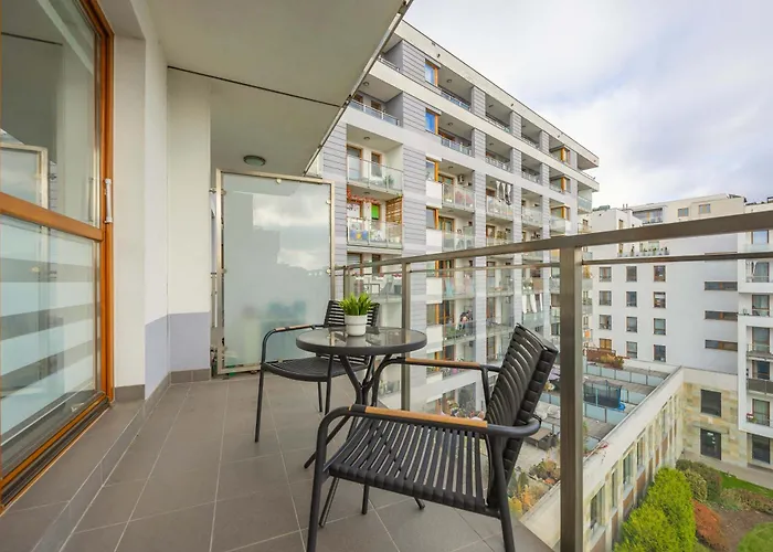 Zoliborz Stylish With Parking By Renters